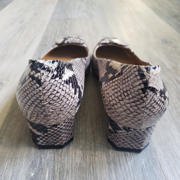 HOBBS LONDON SNAKE PRINT SHOES - Picture 9 of 15
